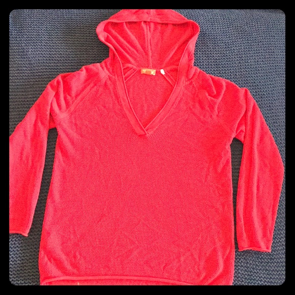 Tommy Bahama Sweaters - 💋Light-Weight Relax Tommy Bahama Sweater- Red💋